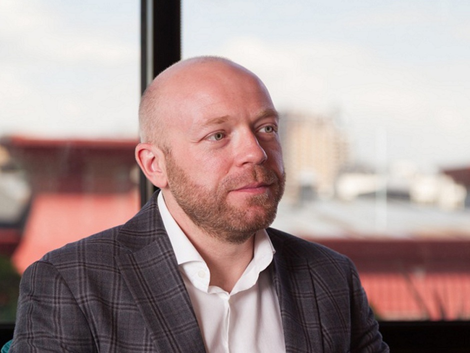 Віталій Кучер, Член правління та фінансовий директор Credit Agricole